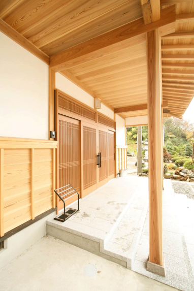 東岸寺庫裏改築工事