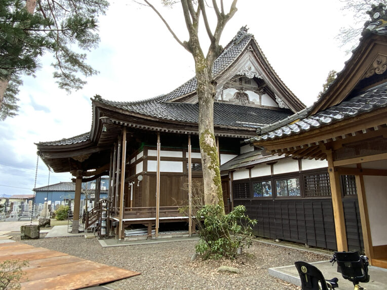 願敬寺本堂屋根改修工事